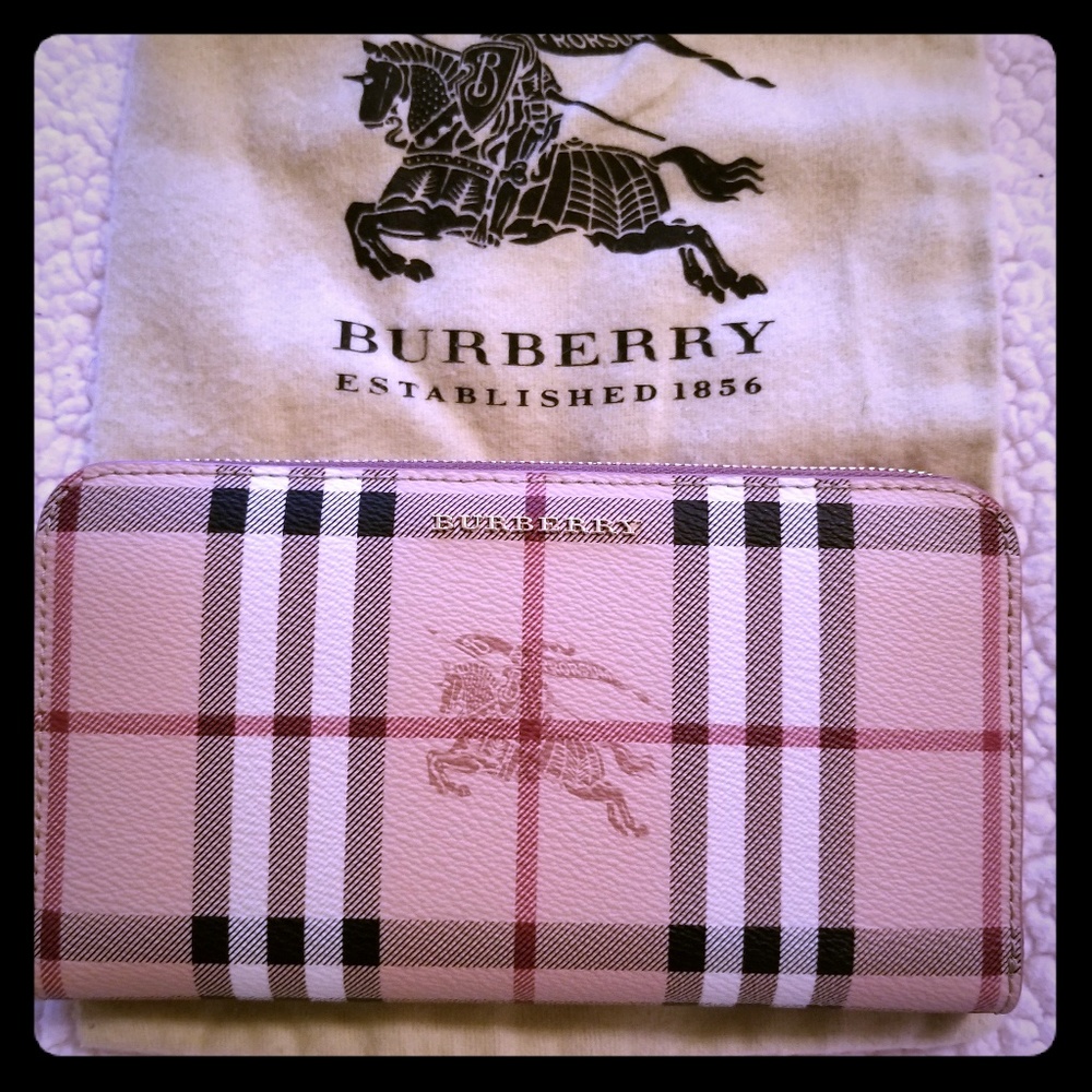Burberry haymarket zip around (LG)mid camel